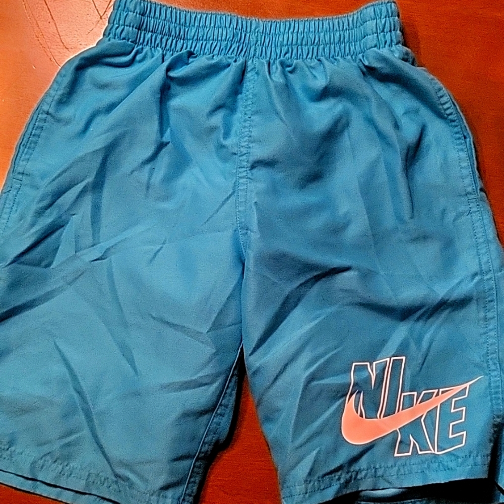 Nike turquoise swimming trunks youth medium